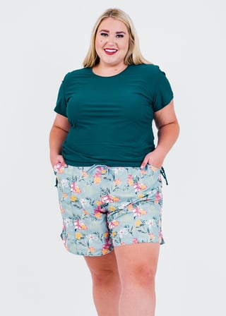 Übergröße Adele Badetop mit 17,8 cm Board Shorts