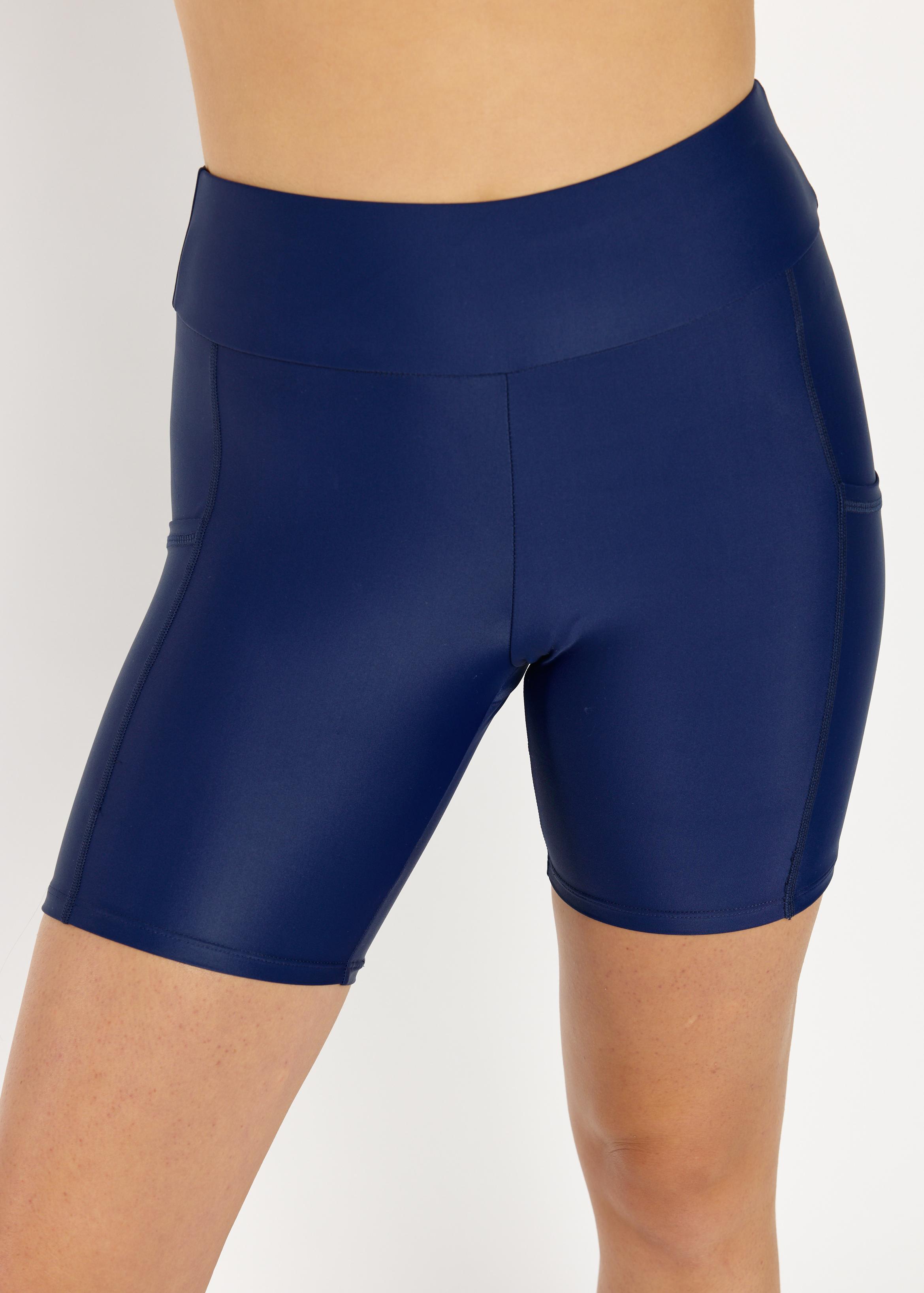 Mid thigh 2024 swim shorts